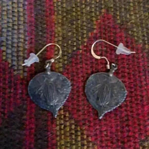 Women’s earrings